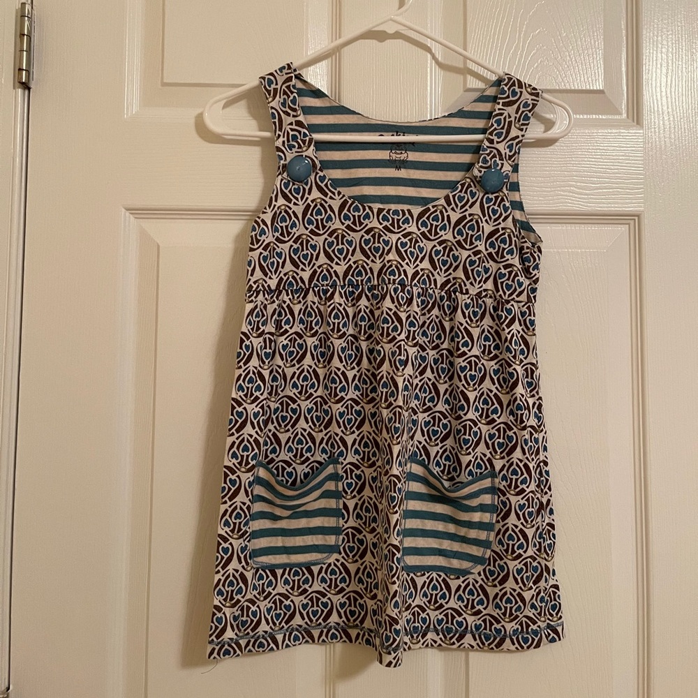 Fun patterned tank top!